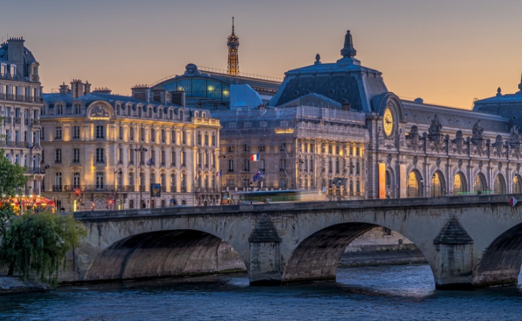 Entdecke Frankreich: Von den Wahrzeichen von Paris bis zur Schönheit der Côte d'Azur - Tipps für eine unvergessliche Reise
